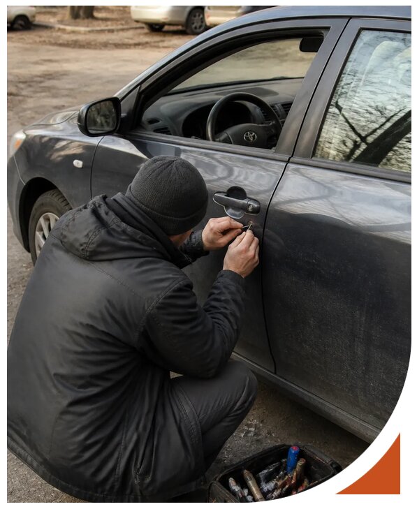 Профессиональное вскрытие автомобиля Тойота без повреждений в Новокубанске
